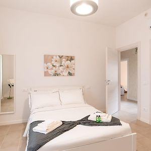 Mentana Guest House